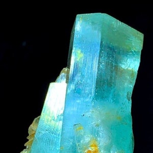 Natural Blue Aquamarine Crystal With Mica From Nagar pakistan - 100 Gram , 76*37*32 mm