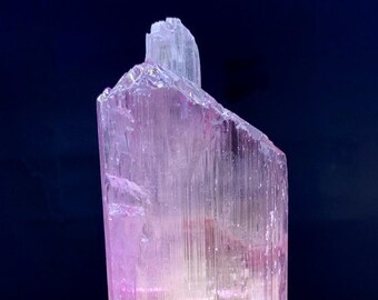 Kunzite Naturelle 4.41 Carats Rose Clair - Origine Afghanistan - Non Traitée, Coupe Ciseaux
