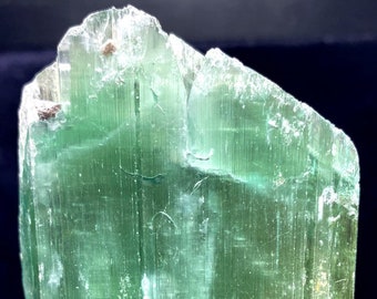 Green Kunzite Crystal , Hiddenite Crystal - 200 gram , 93*57*18 mm