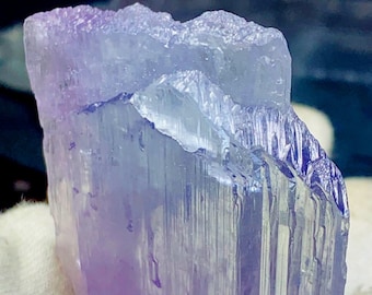 Bicolor Kunzite Crystal From Nuristan Afghanistan - 55 gram , 58*48*11 mm