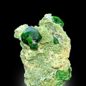 Demantoid Garnet, Green Garnet, Garnet Crystals, Demantoid Garnet Specimen, Crystal Cluster, Mineral Specimen, Raw Gemstone, 51 gram