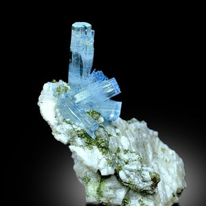 Aquamarine Crystals with Blue RIng Terminations on matrix, Aquamarine Cluster, Aquamarine Specimen, Crystals Cluster, 98 gram