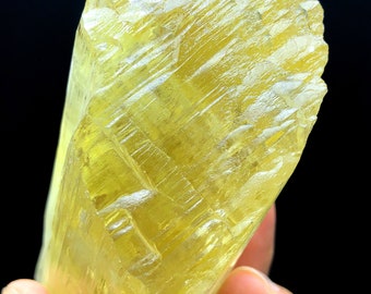 天然の黄色のトリフェーン クンツァイト クリスタル 天然の黄色のトリフェーン クンツァイト クリスタル