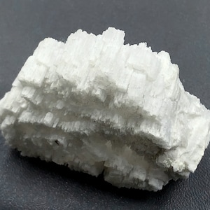 Beryllonite - Etsy 日本