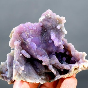 Muestra de calcedonia de ágata de uva, muestra de cristales de calcedonia botrioidal púrpura - 133 gramos, 88*66*50 mm