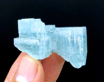 インクブルーアクアマリンクリスタル：パキスタンのシガール渓谷産、19