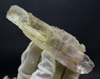 Natural Terminated Bicolor Kunzite Crystal From Afghanistan - 166 Gram - 150x42x21 mm
