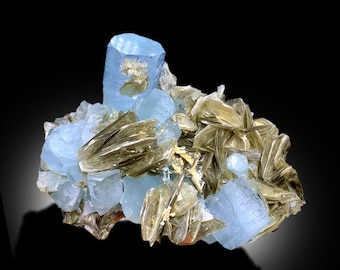 Aquamarine Cluster, Aquamarine Crystals with Mica, Aquamarine Specimen, Muscovite Mica, Crystal Cluster, Mineral Specimen, 830 gram