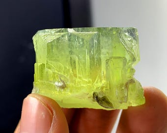 パキスタン産の透明な黄色のヘリオドール ヴァール ベリル クリスタル