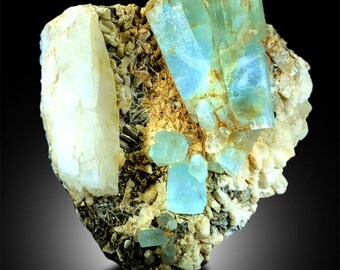 326 宝石質 クラスター アクアマリン モスコバイト 標本 結晶 原石 天然アクアマリン結晶とネズミおよびアルバイト、アクアマリン結晶