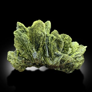Natural Green Epidote Crystals Cluster Mineral Specimen From Skardu Pakistan - 593 gram