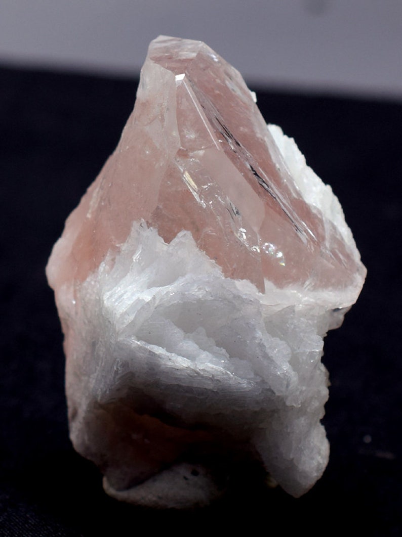 60*41*31 mm Natural Pink Morganite Crystal on Albite from Afghanistan 72 gram