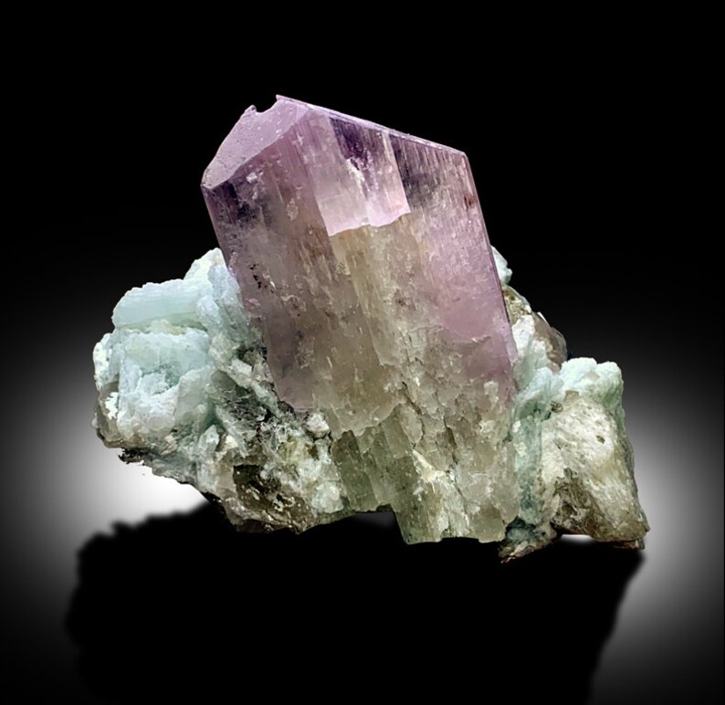 Natral Pink Colour Kunzite Specimen, Kunzite Crystal With Quartz and ...