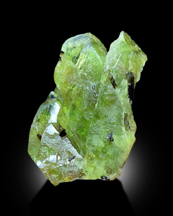 パキスタン スカルドゥ産 スフェーン原石