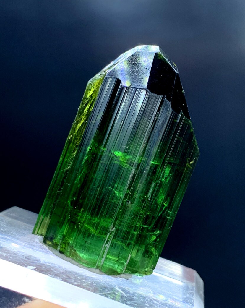 Cristal Brut De Tourmaline Verte D'Afghanistan - 6,70 Carats, Naturel Sans Traitement