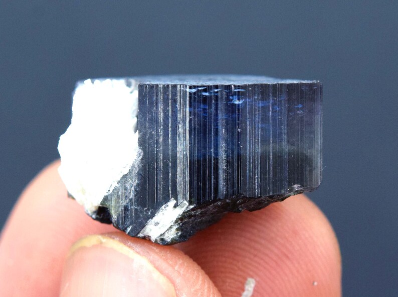 21*20*13 mm 47.65 cts Terminated Blue Cap Tourmaline Crystal with Albite from Paprok