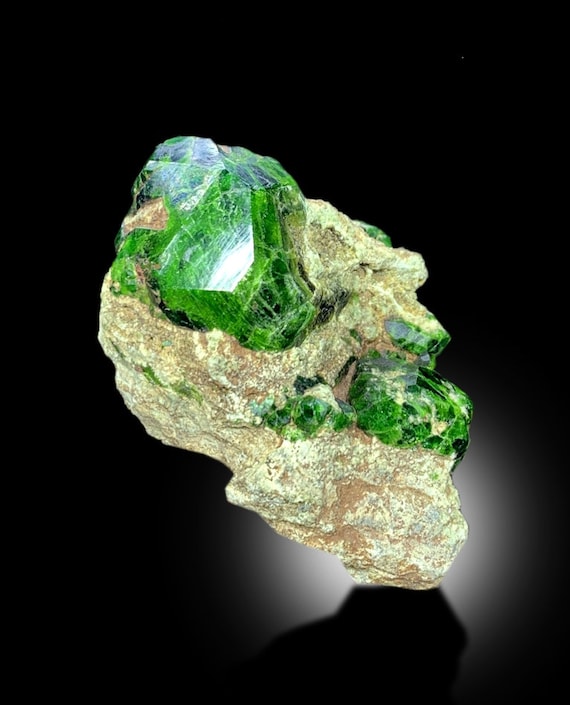 Demantoid Garnet Green Garnet Garnet Crystals Demantoid Garnet
