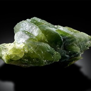 Green Colour Sphene Titanite Crystal, Titanite Crystals, Sphene Crystals, Sphene Specimen from Skardu Pakistan, 99 Gram , 74*35*25 mm