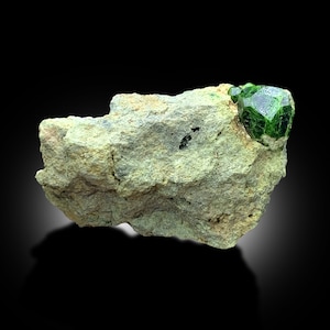 Demantoid Garnet, Green Garnet, Garnet Crystals, Demantoid Garnet Specimen, Garnet Specimen, Mineral Specimen, Raw Gemstone, 163 gram