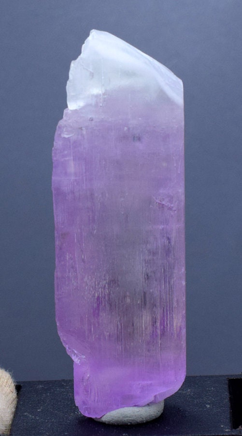 アフガニスタン産ピンククンツァイトクリスタル - 82グラム - Etsy 日本