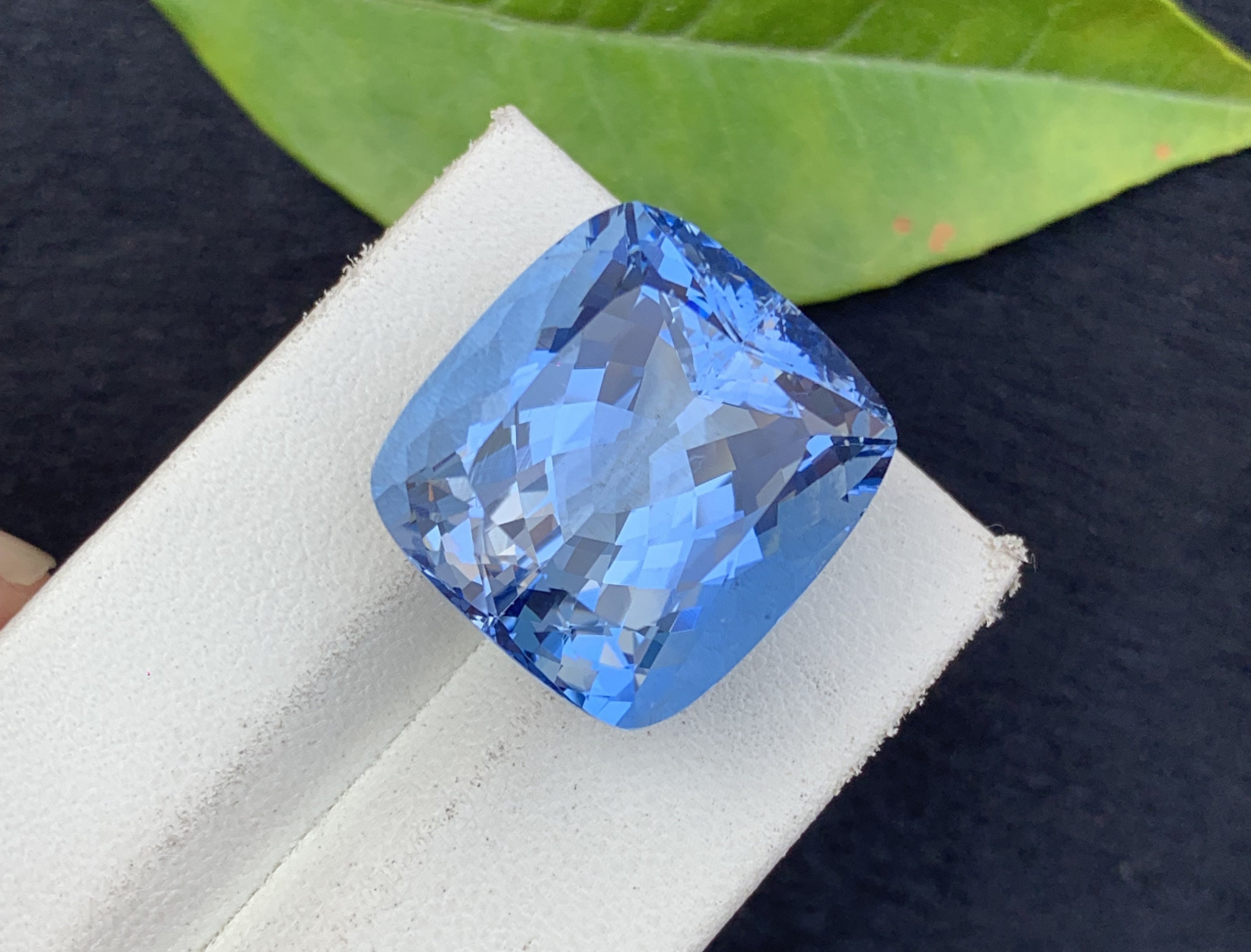 Santa Maria Aquamarine Gemstone: 35.69 Carat Octagon Cut, GGI