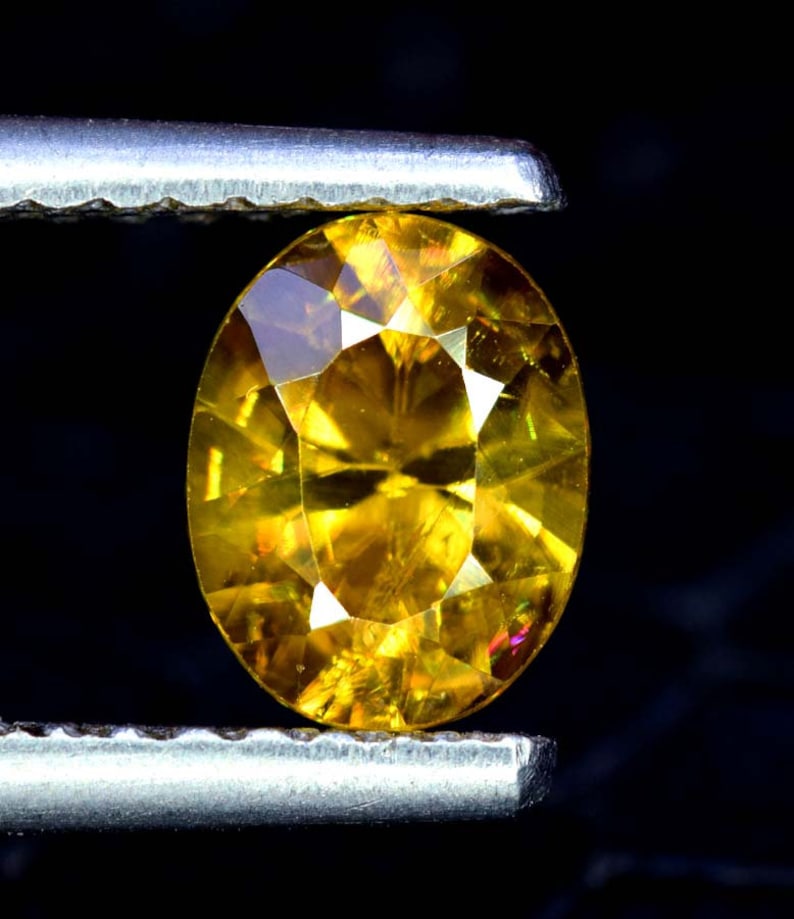 Sphene stone 8*6*4 mm 1.60 cts Sphene Gemstone Sphene cut stone Titanite Sphene Gemstone
