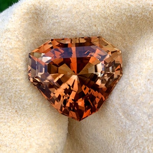 Fancy Trigonal Cut Champagne Color Topaz Gemstone, Loose Gemstone, Making Jewelry, Gemstone Jewelry - 44.80 CT