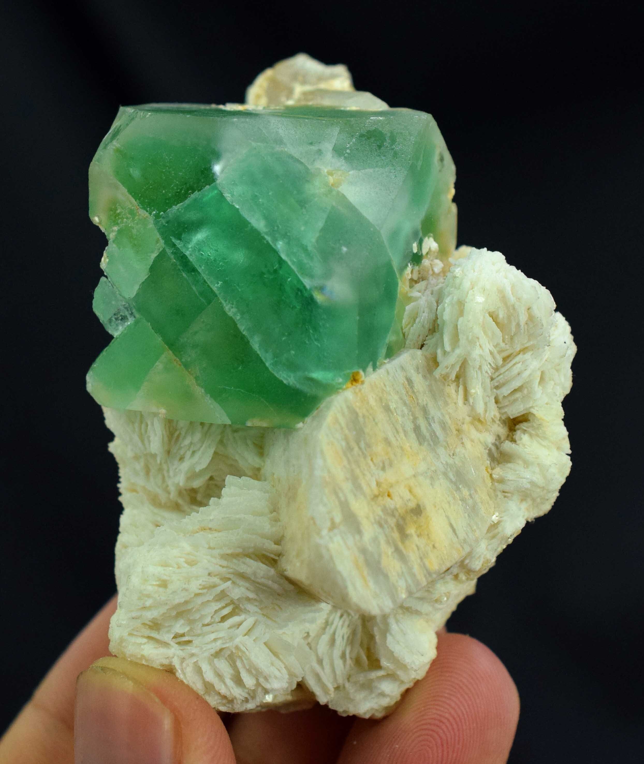 グリーンフローライト結晶標本：パキスタン産の良質な鉱物 - Etsy 日本