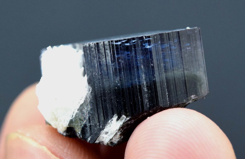 21*20*13 mm 47.65 cts Terminated Blue Cap Tourmaline Crystal with Albite from Paprok