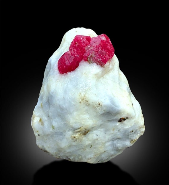 Red Ruby Specimen Pigeon Blood Ruby Crystal Jegdalek Ruby Ruby Specimen Ruby Stone Ruby for Sale Mineral Specimen Raw Gemstone 37 G Etsy