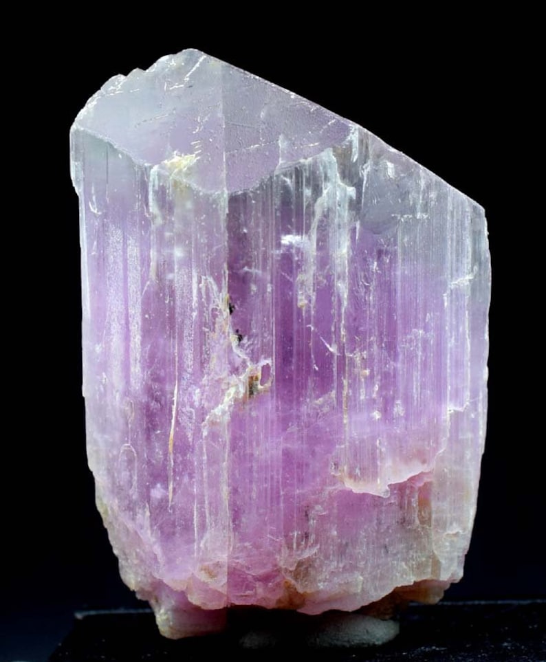 Spodumene var Kunzite Crystal Naturale Esemplare di Kunzite immagine 1