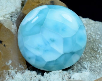 Blue Larimar Cabochon: Dominican Jewelry Stone (26 gram, 35x34x11 mm)