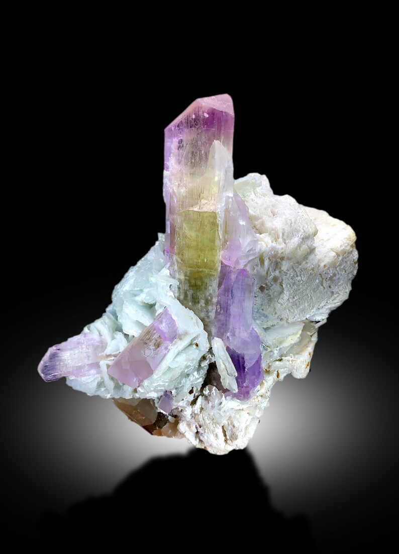 V Shape Terminated Pink Color Kunzite With Cleavelandite Albite and ...