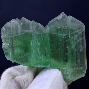 V-vorm beëindigd groen kunzietkristal, Hiddeniet kunziet, kunzite edelsteen, kunziet te koop, kunzietkristal uit Afghanistan - 38 gram