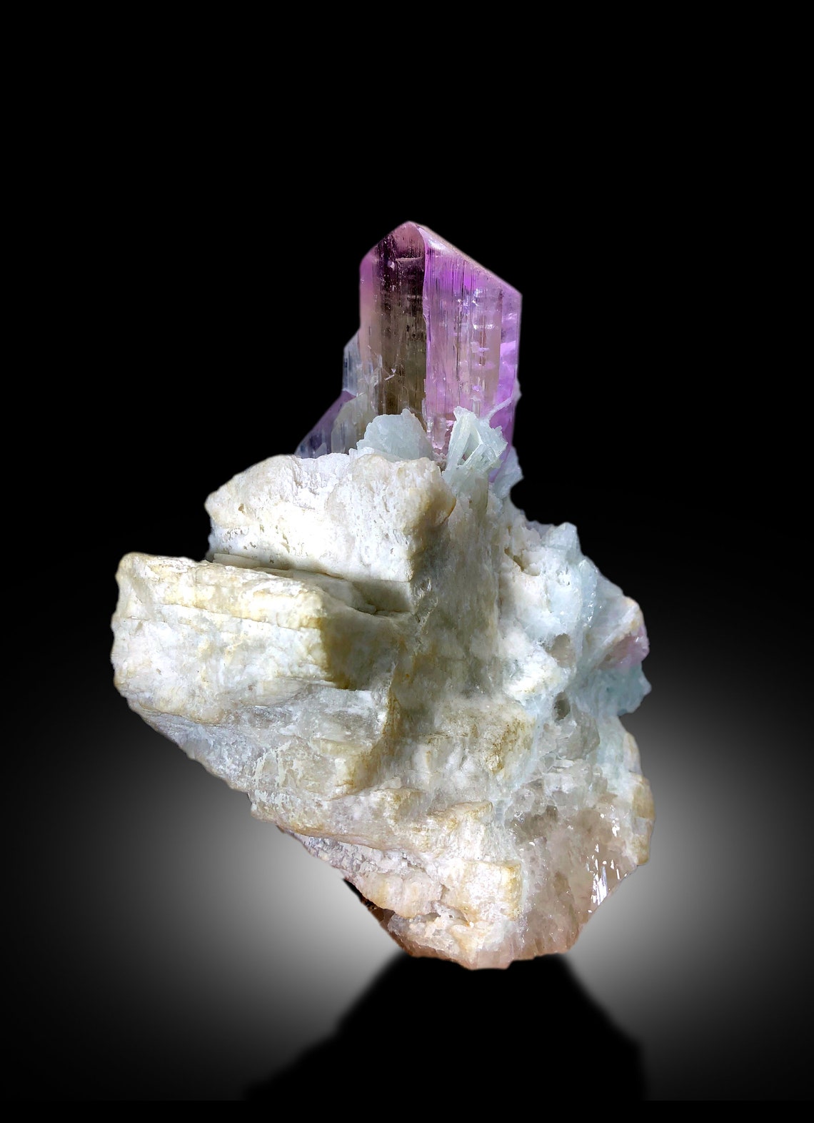 V Shape Terminated Pink Color Kunzite With Cleavelandite Albite and ...