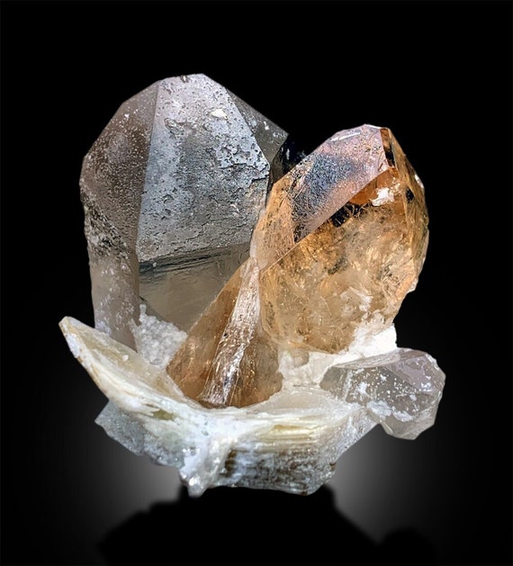 鉱物標本　トパーズ　原石 鉱物原石トパーズonクォーツ原石鉱物標本