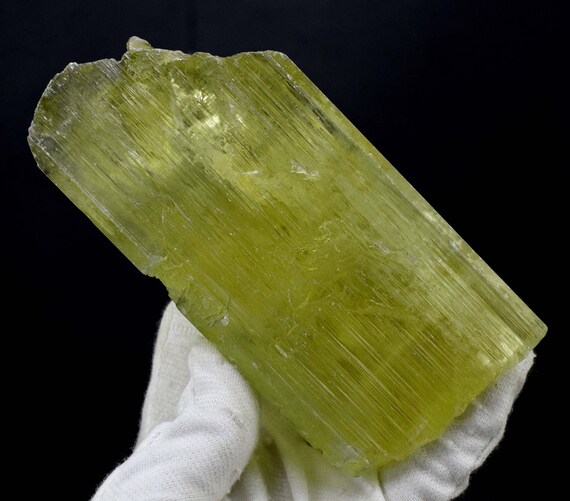 イエロークンツァイト原石 （スポジュメン）アフガニスタン産