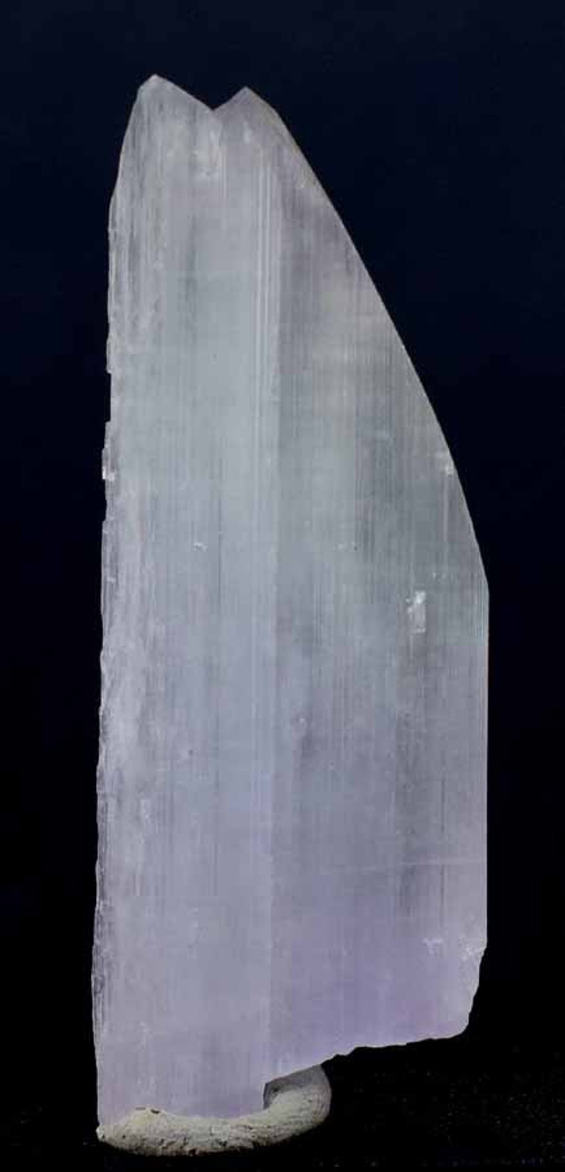 Spodumene Kunzite Natural Stone from Afghanistan 75*28*10 mm 36 Gram Bi Color Kunzite Crystal