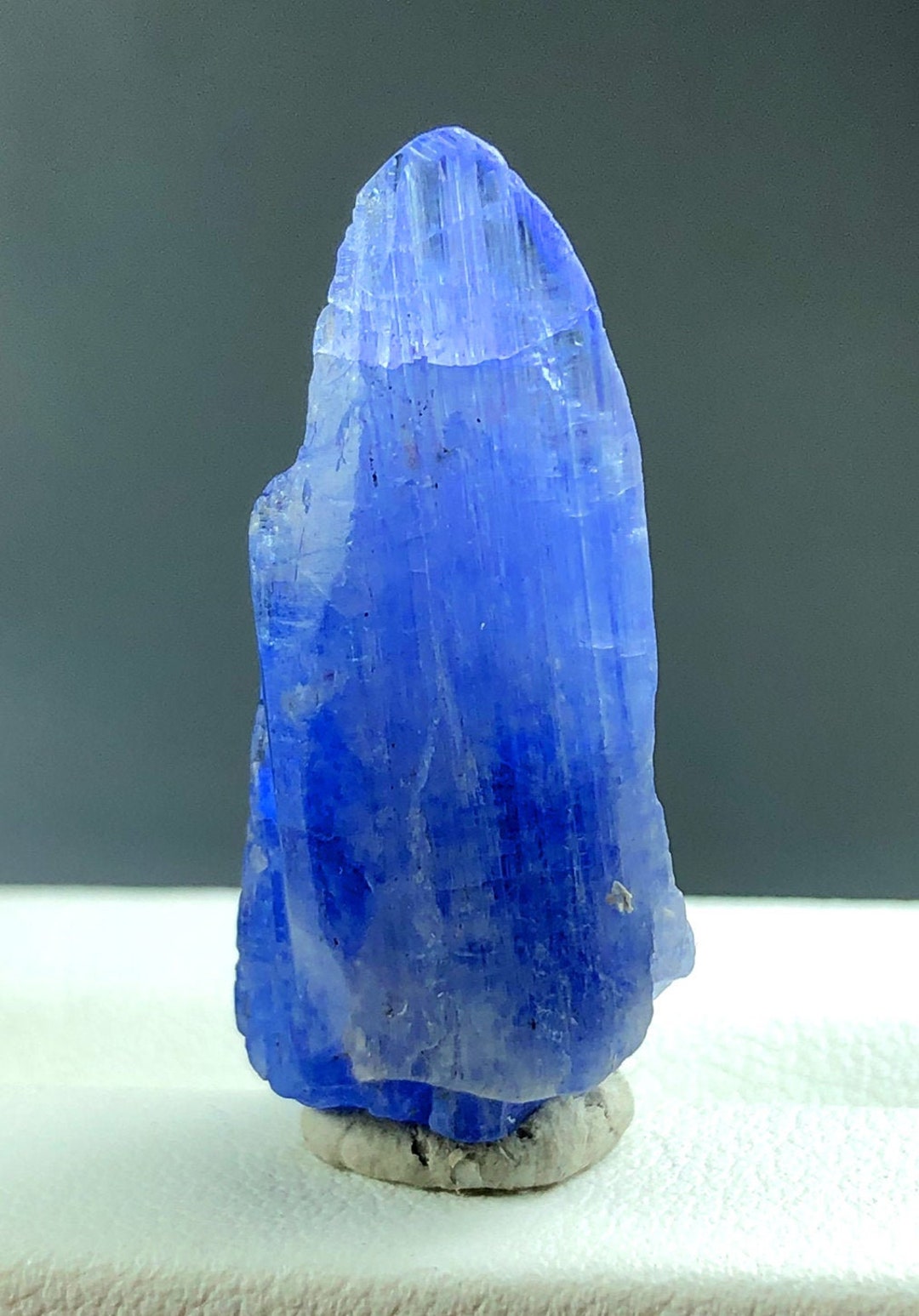 Natural tanzanite discount