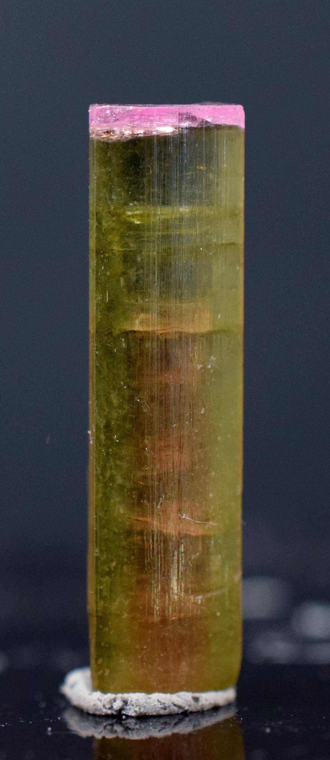 バイカラートルマリンクリスタル：アフガニスタン産ピンクキャップ