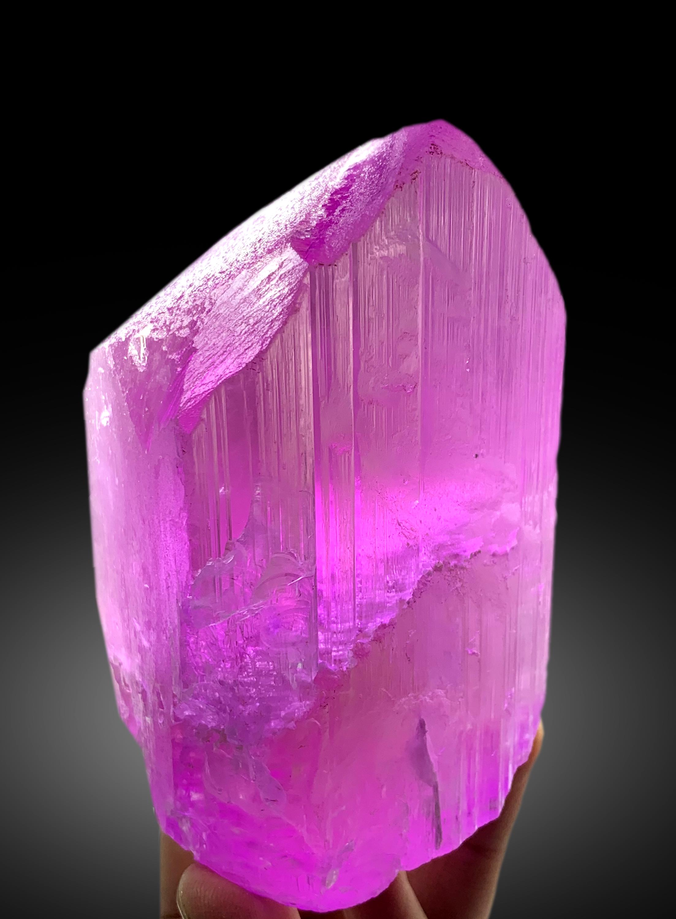 Top Grade Kunzite Crystal, Deep Pink Color Kunzite Crystal