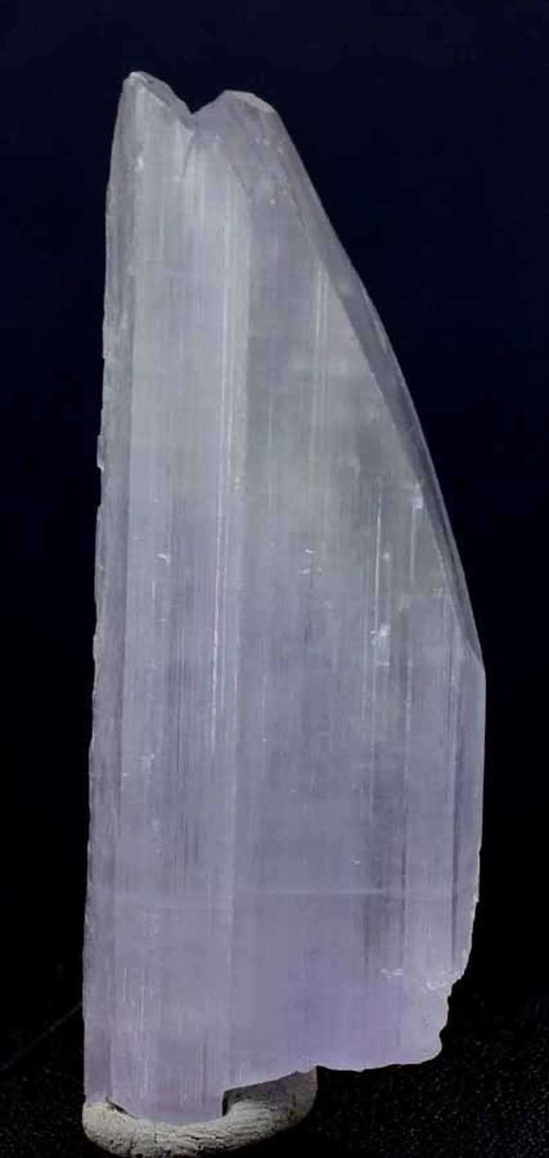 Spodumene Kunzite Natural Stone from Afghanistan 75*28*10 mm 36 Gram Bi Color Kunzite Crystal