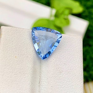 Santa Maria Blue Aquamarine Gemstone: 3.55 CT Faceted Triangle Cut Stone