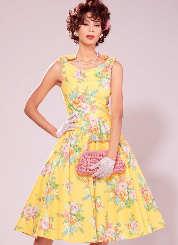 Vestidos forrados y acampanados de Misses con enagua Patron de archivo de la decada de 1950 Patron de costura de McCall M7599 Etsy Espana