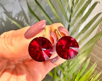 Pendientes de cristal Swarovski con cierre de palanca: rubí de Siam de 12 mm, hechos a mano