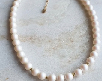 Swarovski Pearl Choker: Pearlescent White, 8mm
