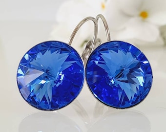 Pendientes de cristal Swarovski hechos a mano, pendientes de cristal, pendientes colgantes. Fabricados con auténticos cristales Swarovski® de zafiro de 12 mm.