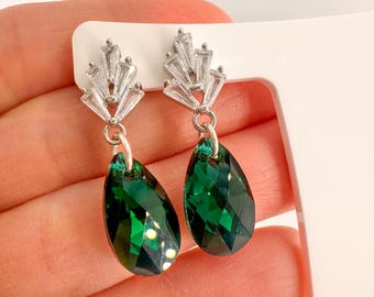 Pendientes de cristal Swarovski verde esmeralda: forma de lágrima, 16 mm
