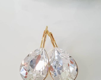 Handmade Swarovski Crystal Leverback Earrings: Stainless Steel (14x10mm)