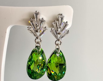 Pendientes de cristal Swarovski de peridoto verde: forma de lágrima, 16 mm